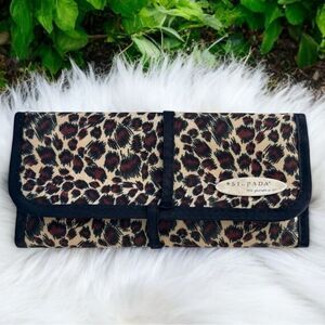 Silpada Leopard Tri-Fold Jewelry Travel Pouch with 3 zip pockets and Tie closure